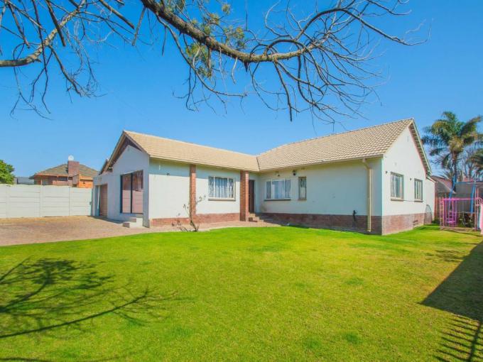3 Bedroom House for Sale For Sale in Florida Lake - MR690864