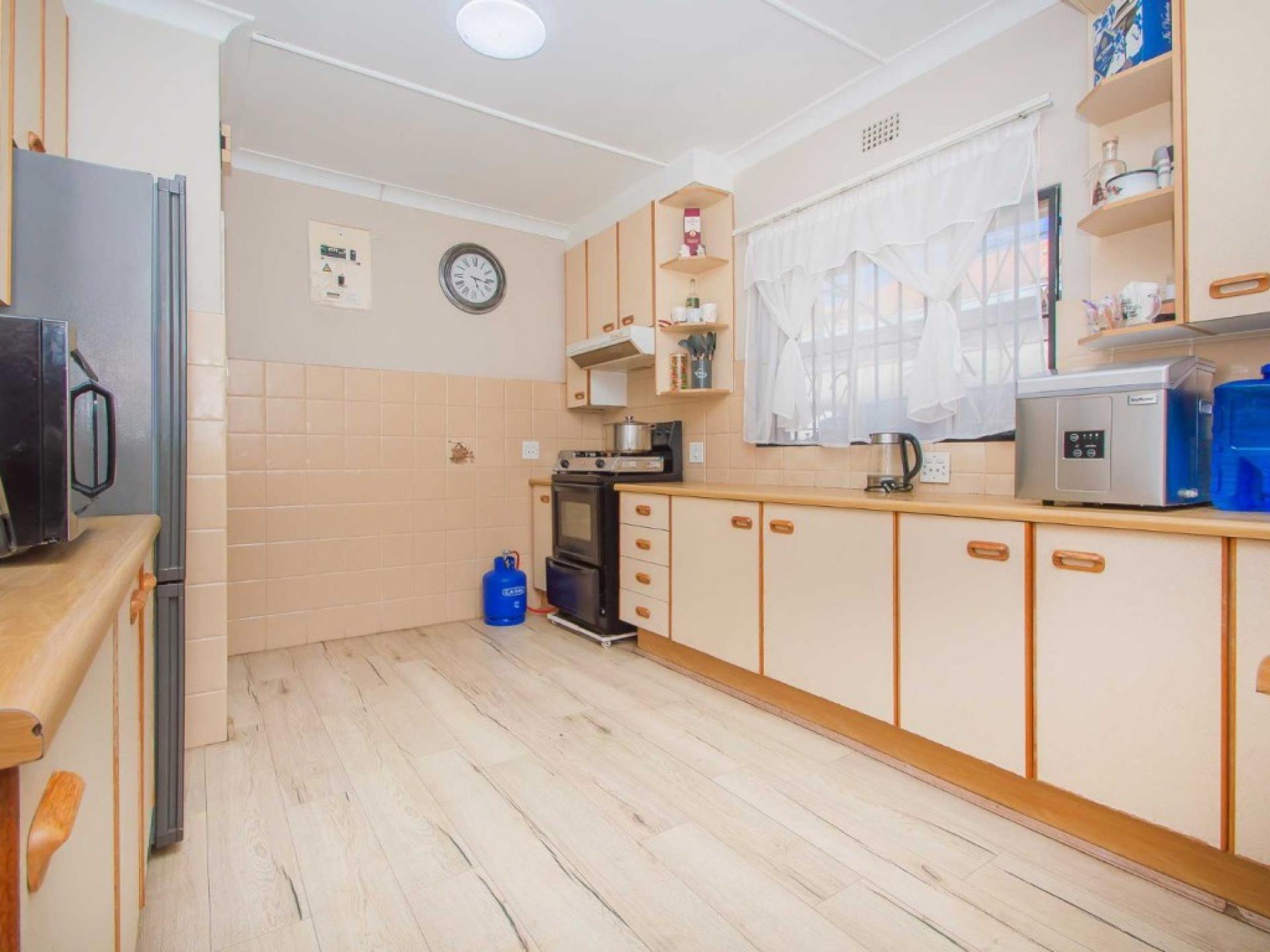  of property in Florida Lake