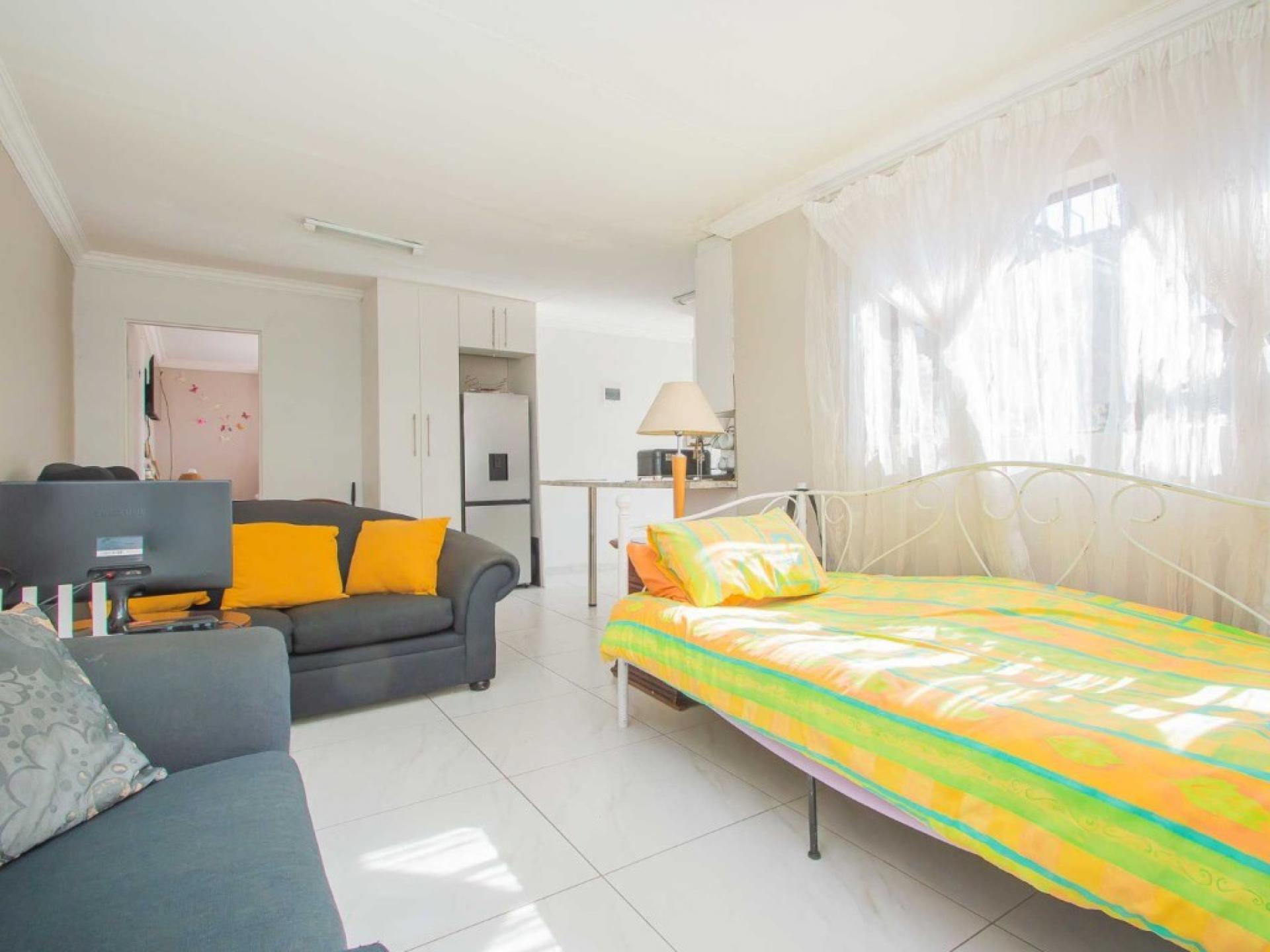  of property in Florida Lake