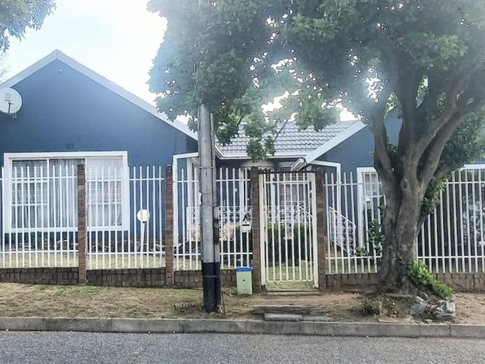 4 Bedroom House for Sale For Sale in The Hill - MR690883