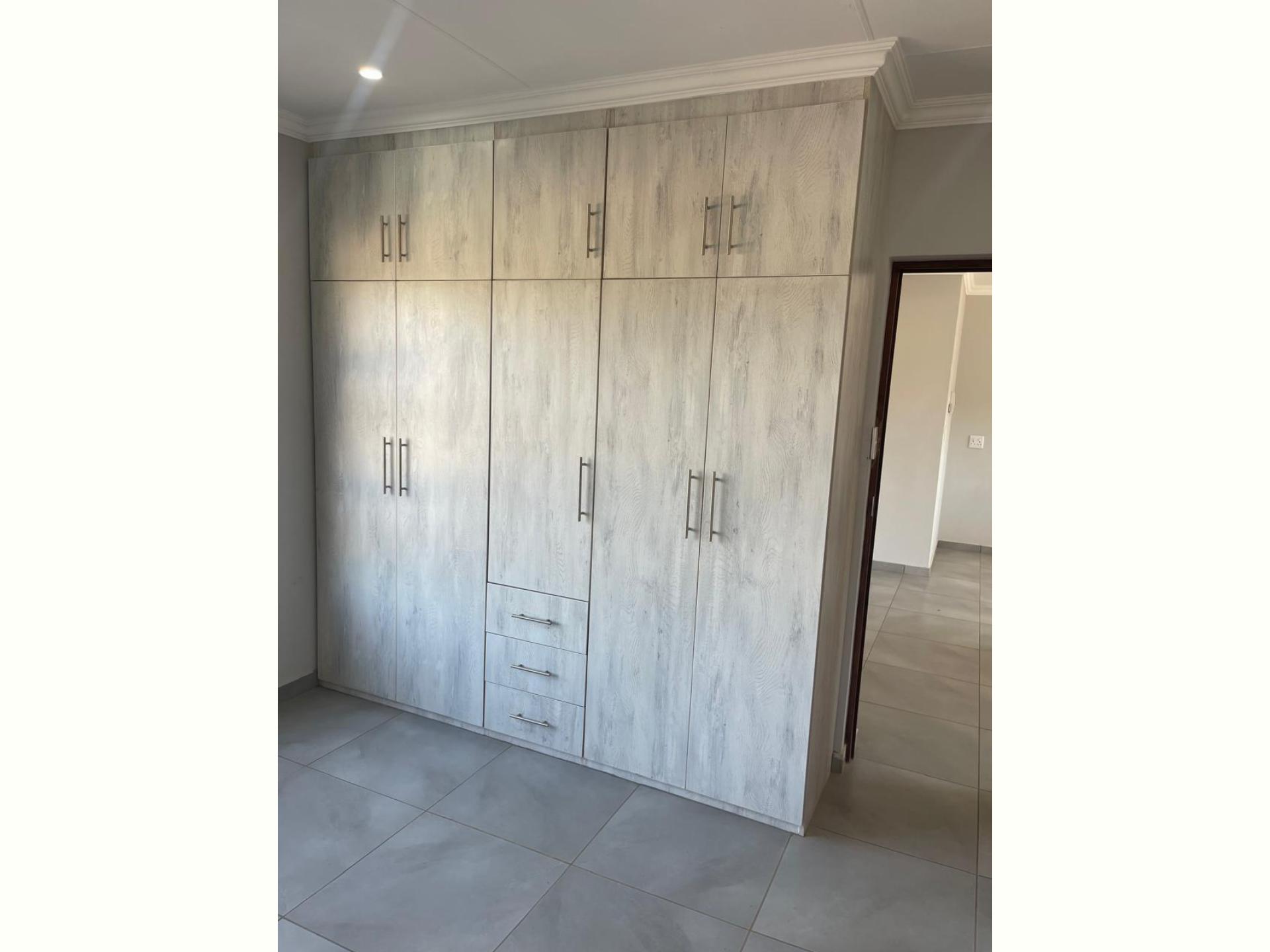  of property in Hartbeespoort