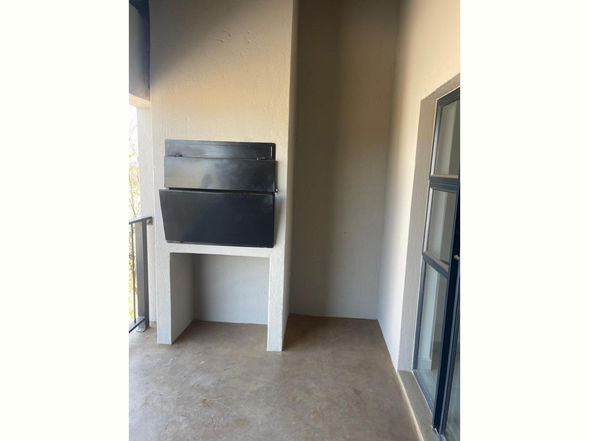  of property in Hartbeespoort