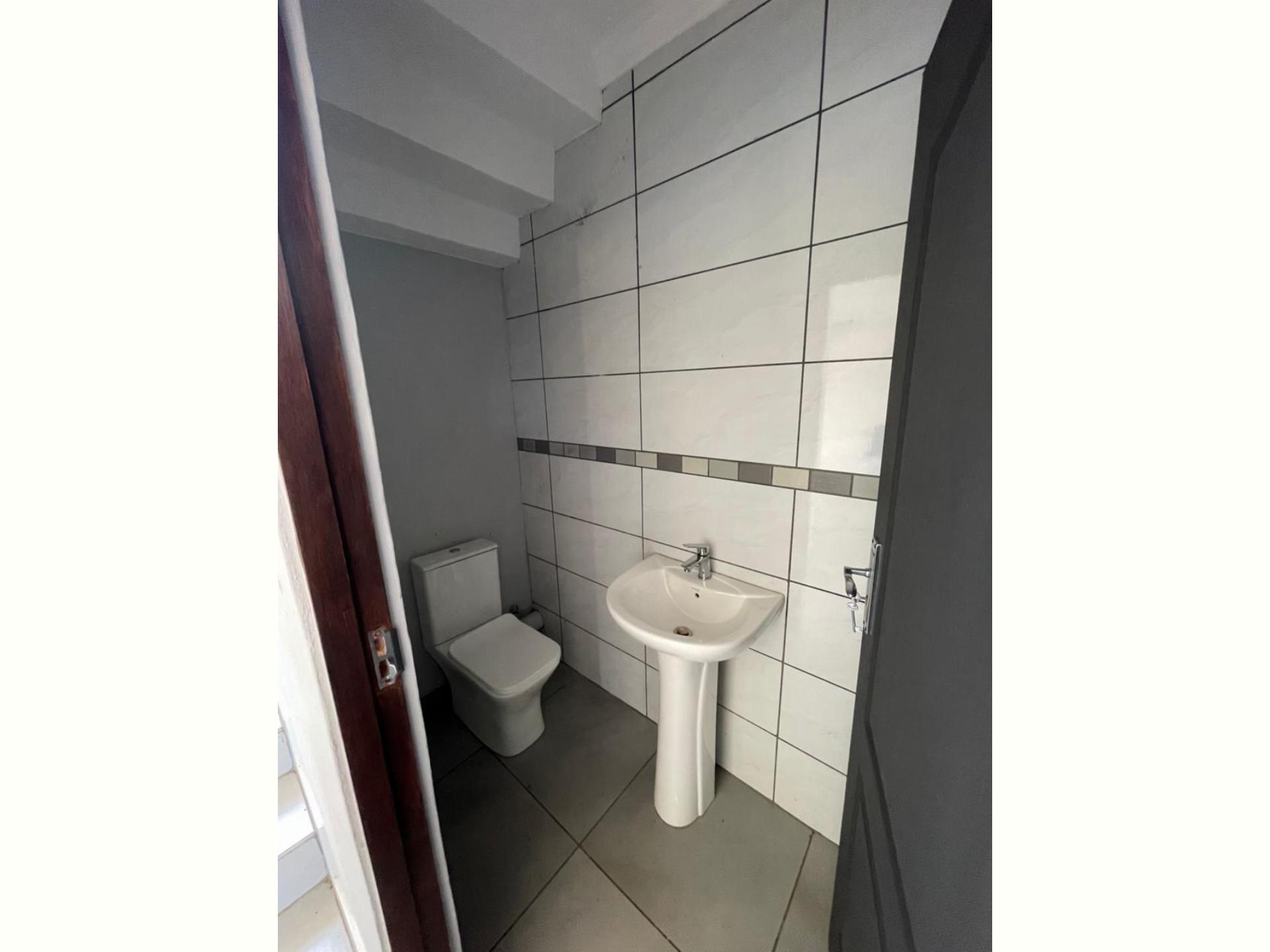  of property in Hartbeespoort