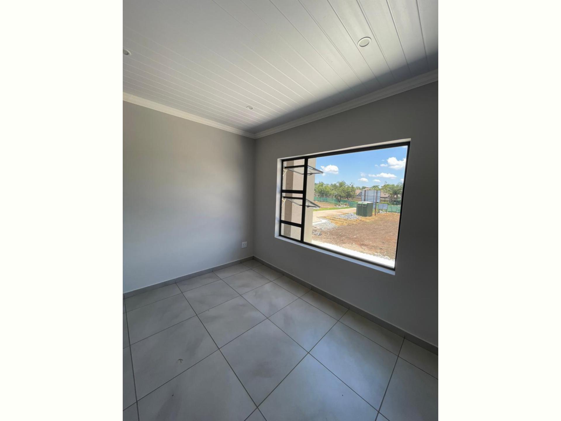  of property in Hartbeespoort