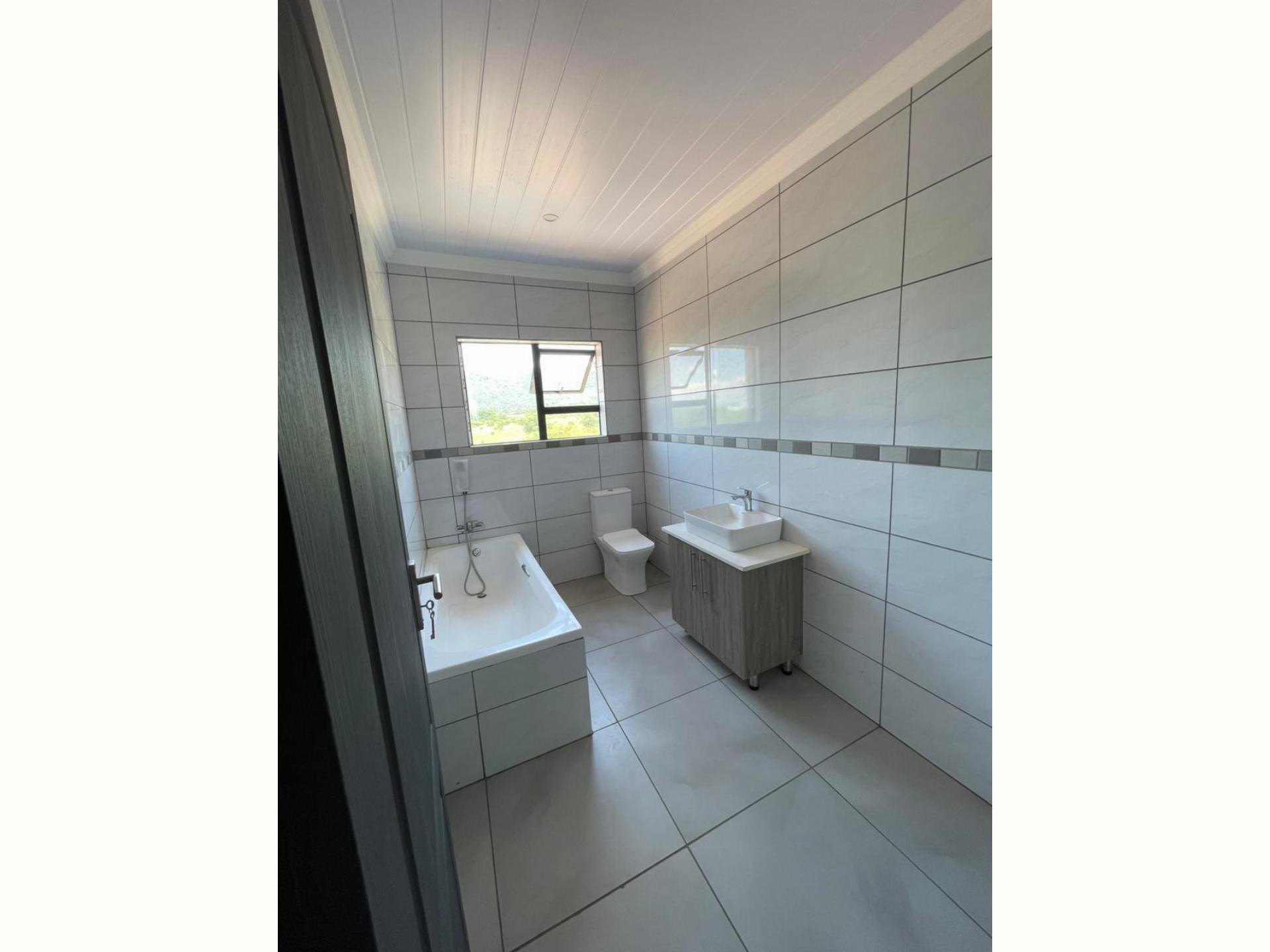  of property in Hartbeespoort