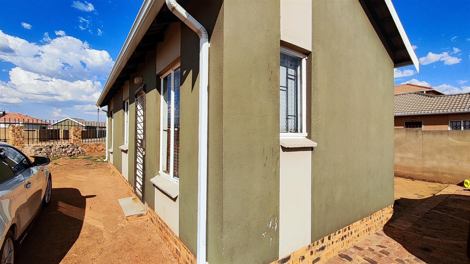 Backyard of property in Savanna City