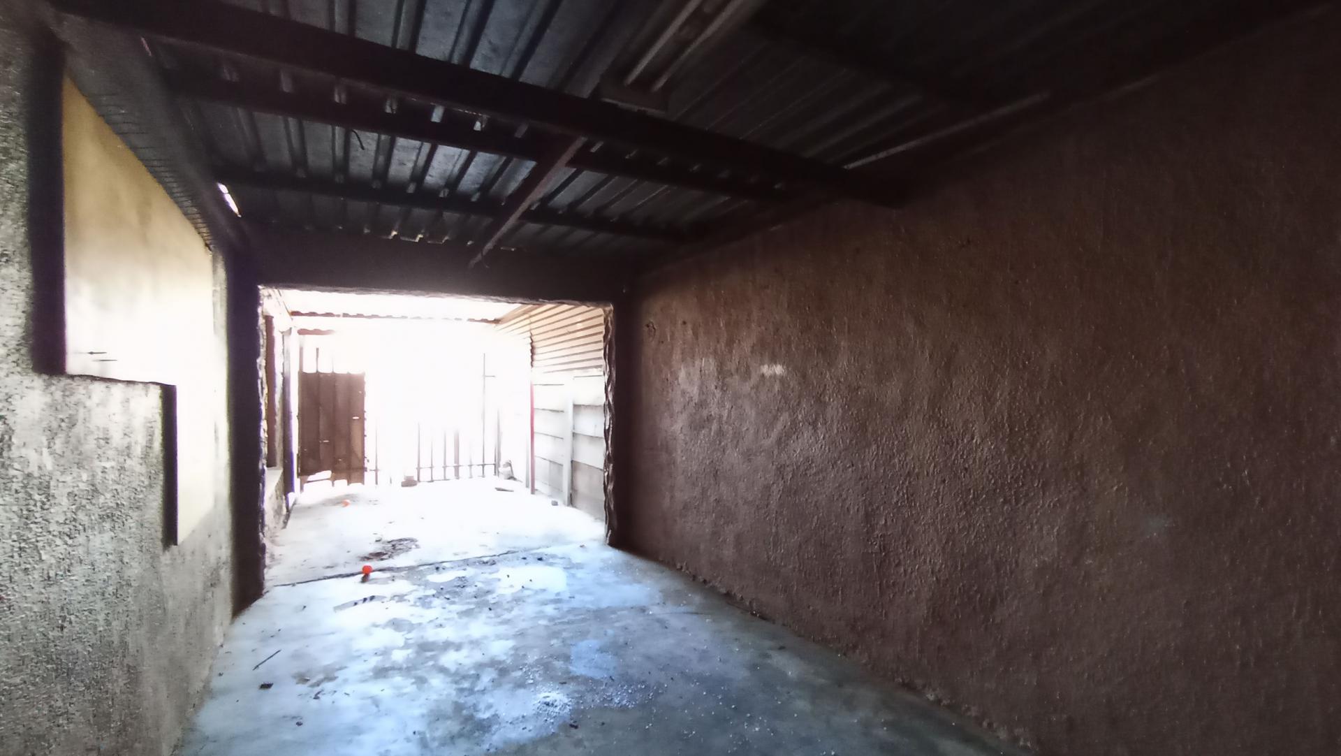 Carport  - 18 square meters of property in Elsburg