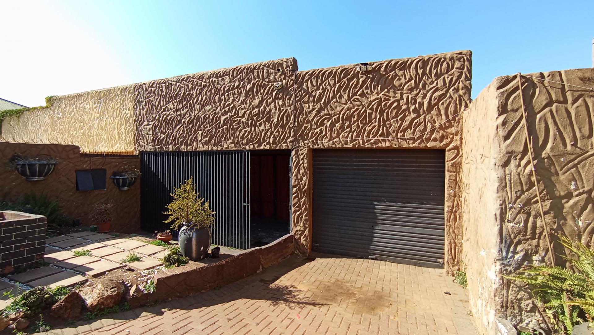 Front View of property in Elsburg