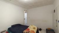 Bed Room 1 - 20 square meters of property in Dawncrest