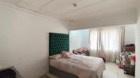 Bed Room 2 - 20 square meters of property in Dawncrest