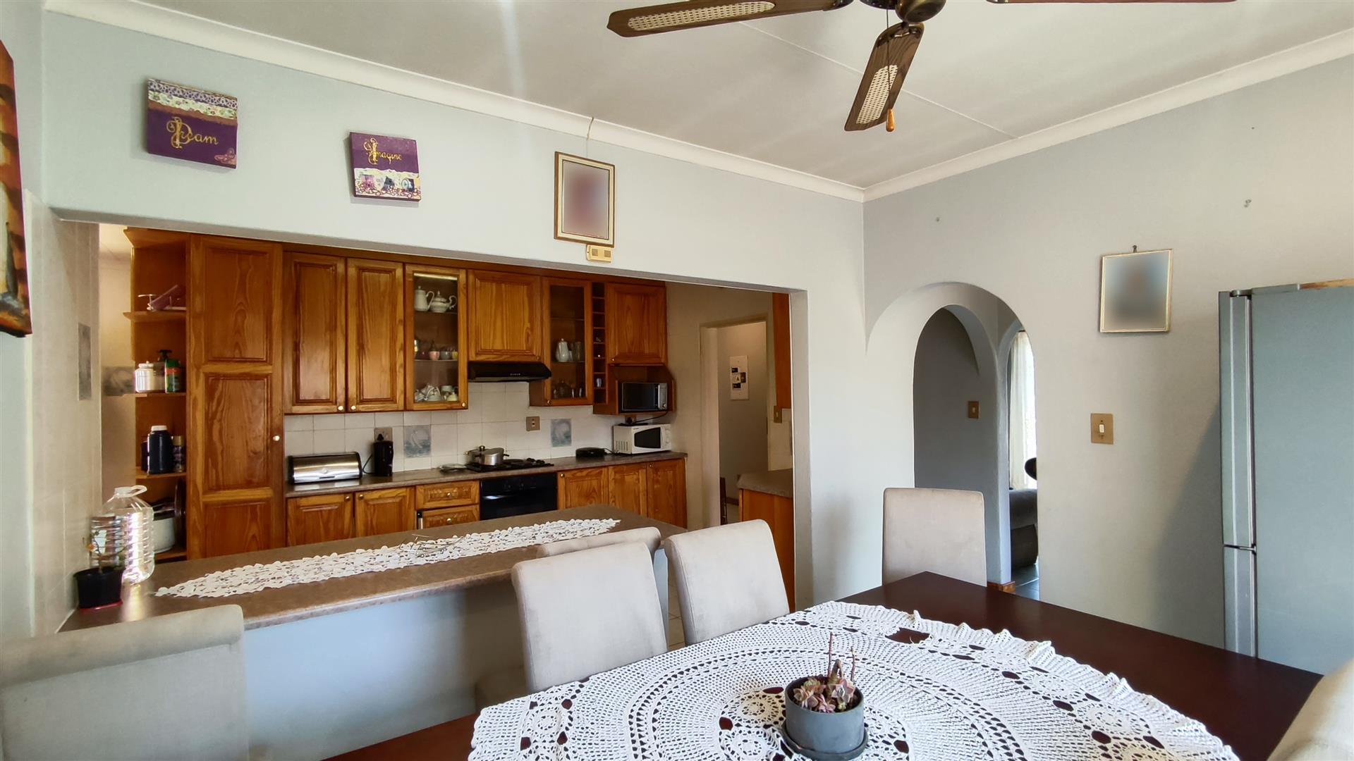 Dining Room - 12 square meters of property in Birchleigh North