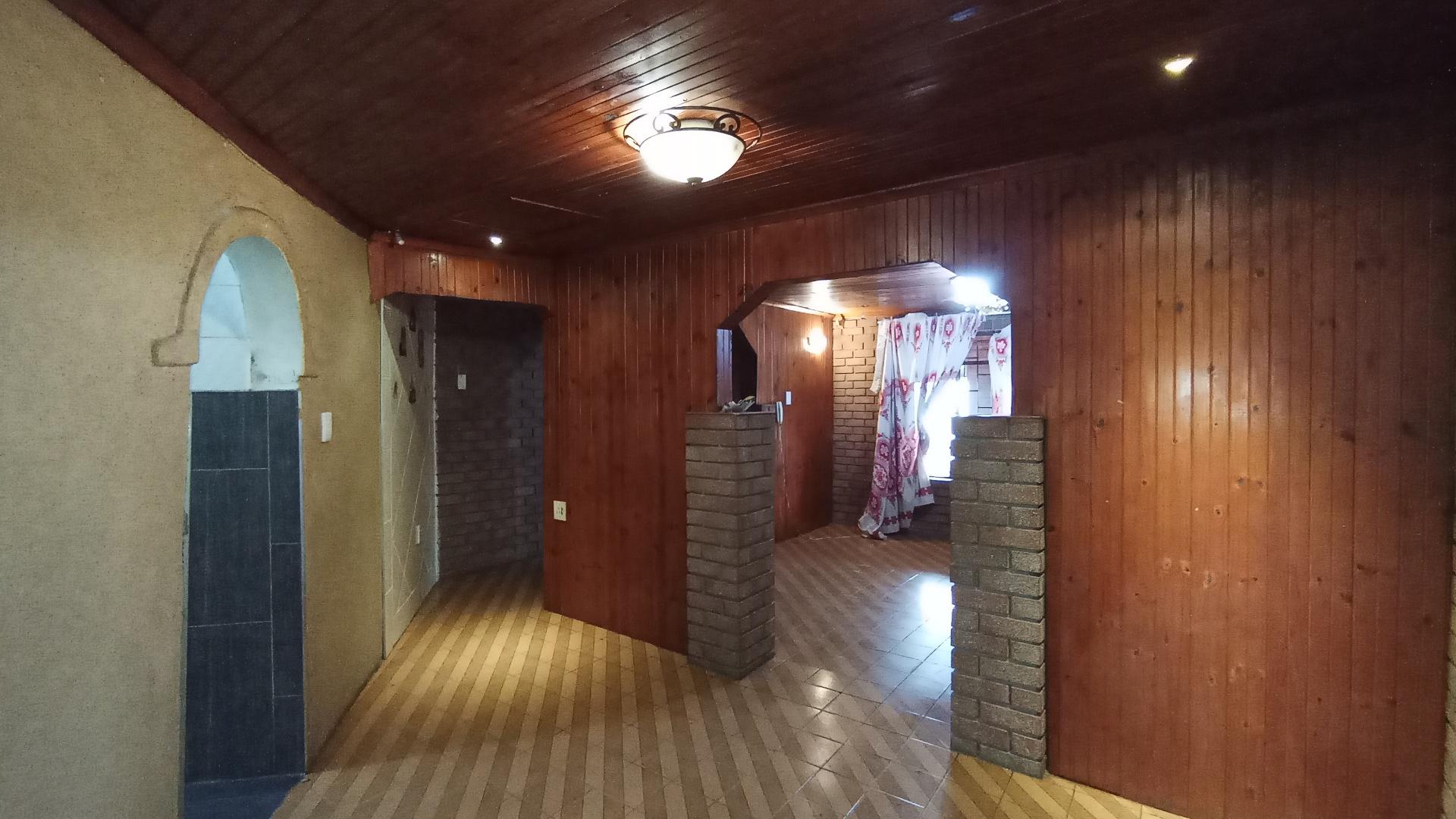 Dining Room - 14 square meters of property in Pietermaritzburg (KZN)