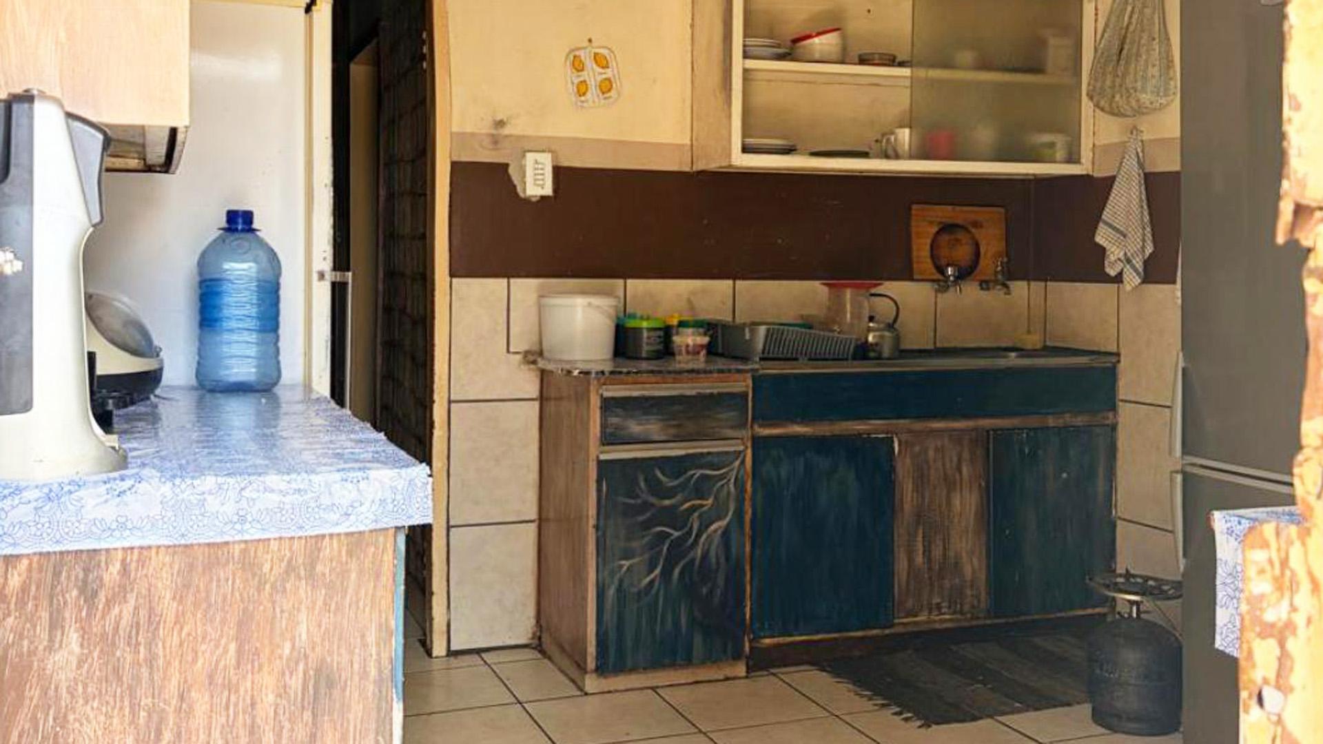 Kitchen of property in Ventersdorp