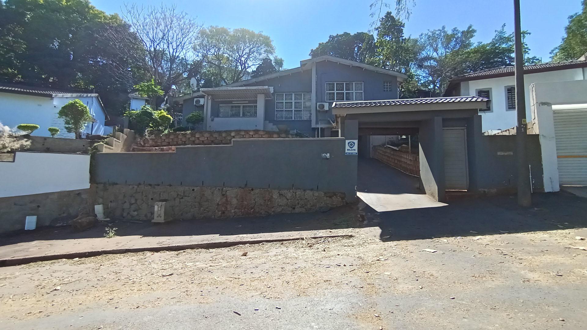 Front View of property in Glenmore