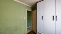 Bed Room 1 - 8 square meters of property in Windmill Park