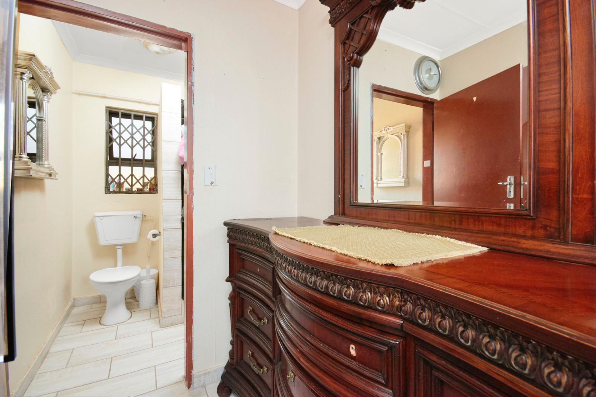  of property in Thatchfield