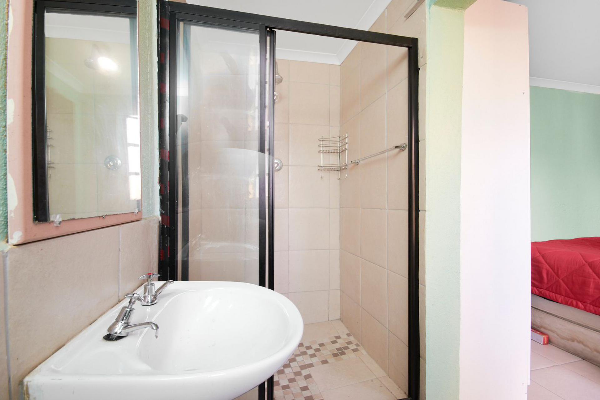  of property in Thatchfield