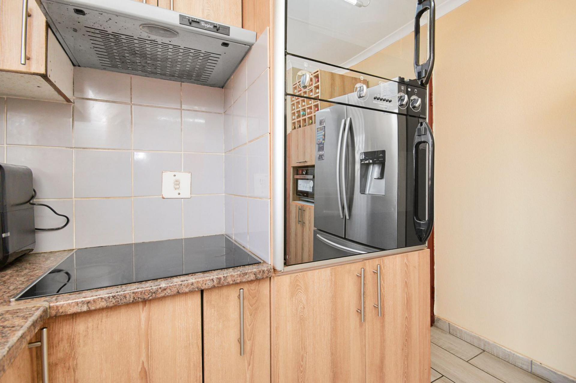  of property in Thatchfield