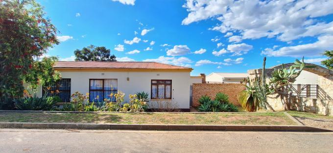 4 Bedroom House for Sale For Sale in Albertinia - MR690931