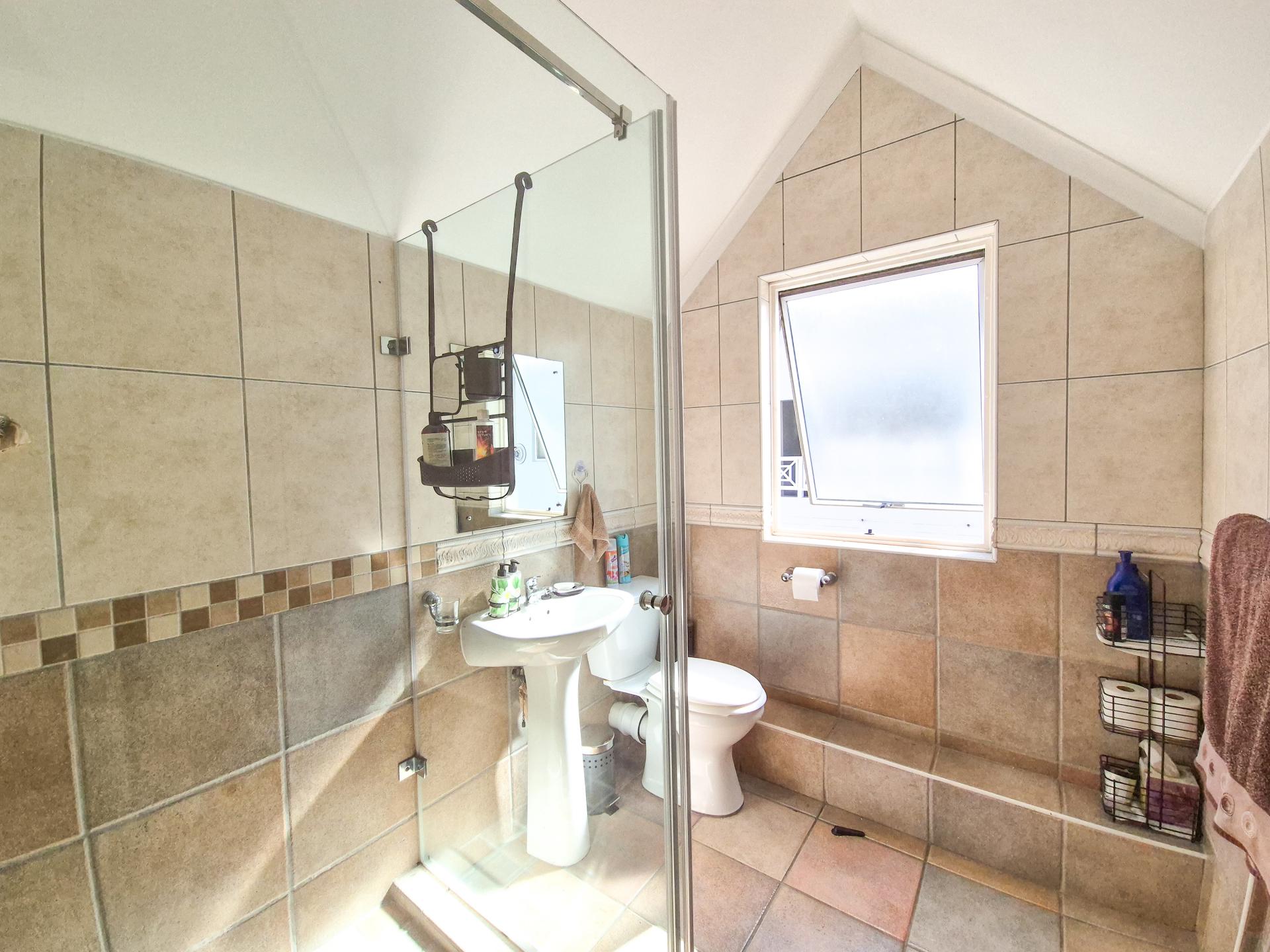  of property in Rosendal