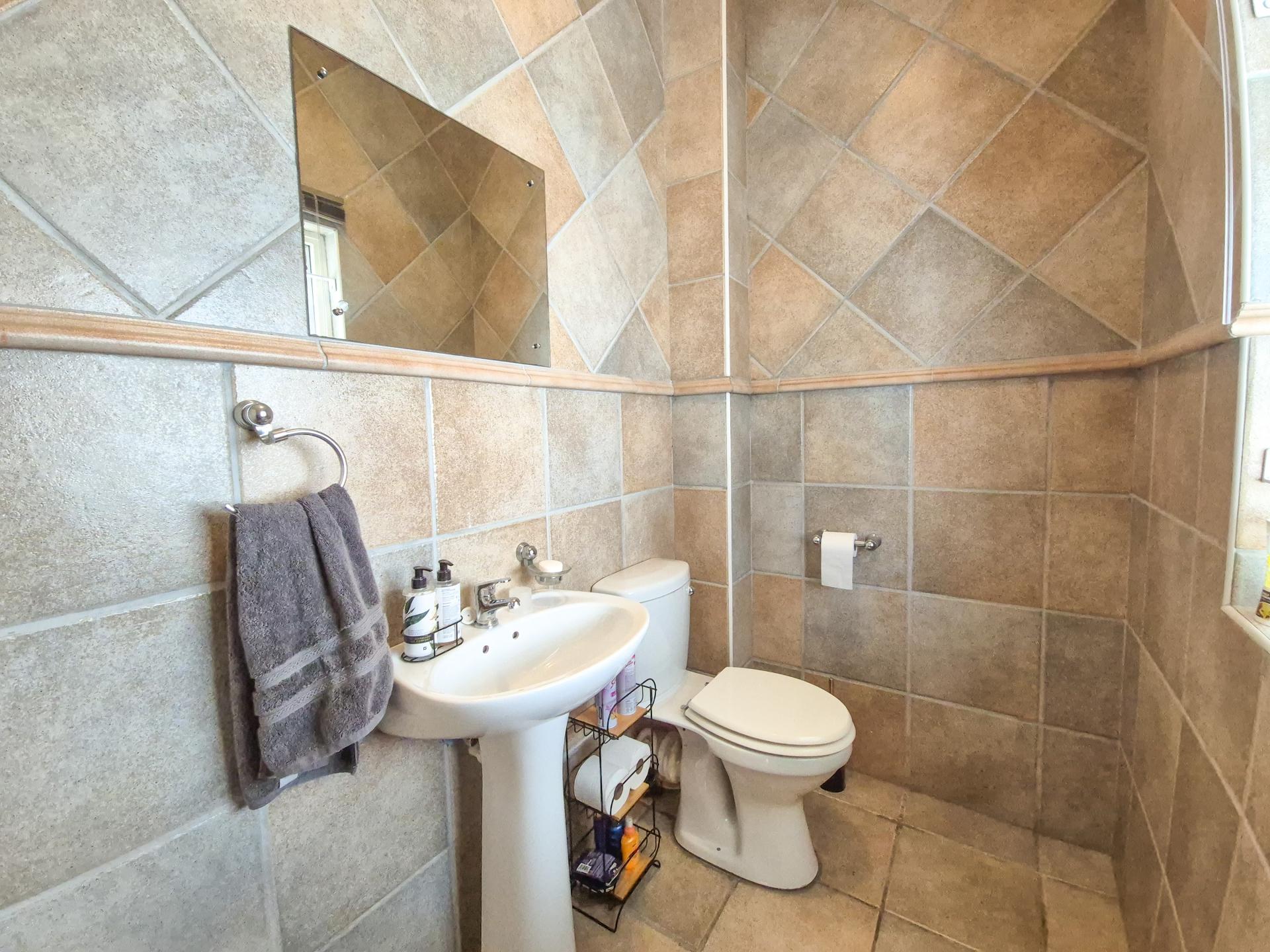  of property in Rosendal