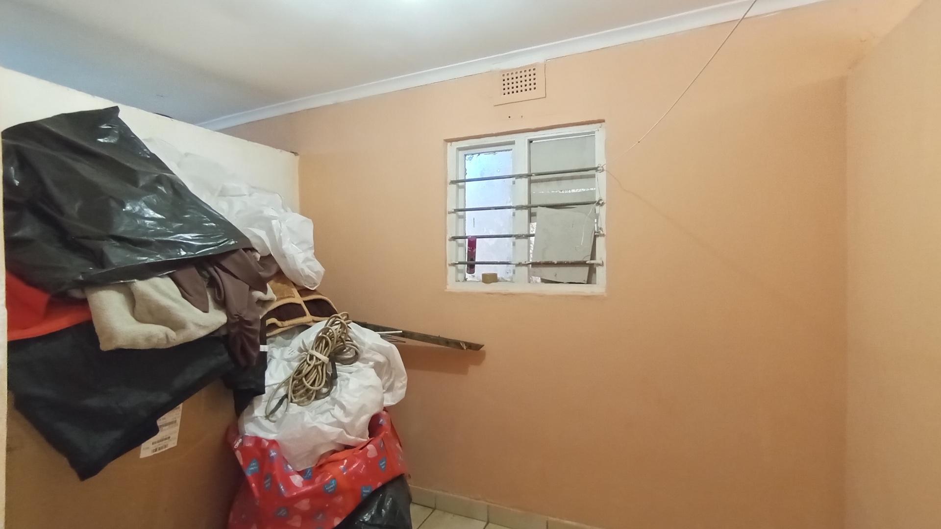 Flatlet - 56 square meters of property in Sunwich Port