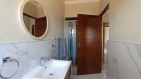 Bathroom 2 - 7 square meters of property in Halfway House