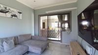 Lounges - 15 square meters of property in Halfway House