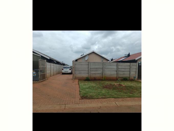 2 Bedroom House for Sale and to Rent For Sale in Sky City - MR690942