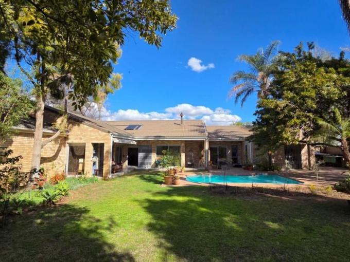 3 Bedroom House for Sale For Sale in Oudtshoorn - MR690969