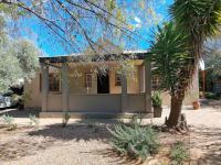 3 Bedroom 2 Bathroom House for Sale for sale in Oudtshoorn