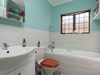  of property in Glenvista
