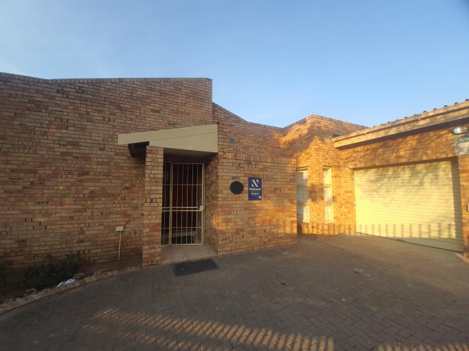 4 Bedroom House for Sale For Sale in Universitas - MR690997