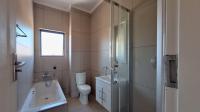 Bathroom 1 - 8 square meters of property in Lilianton