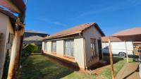 Front View of property in Clayville
