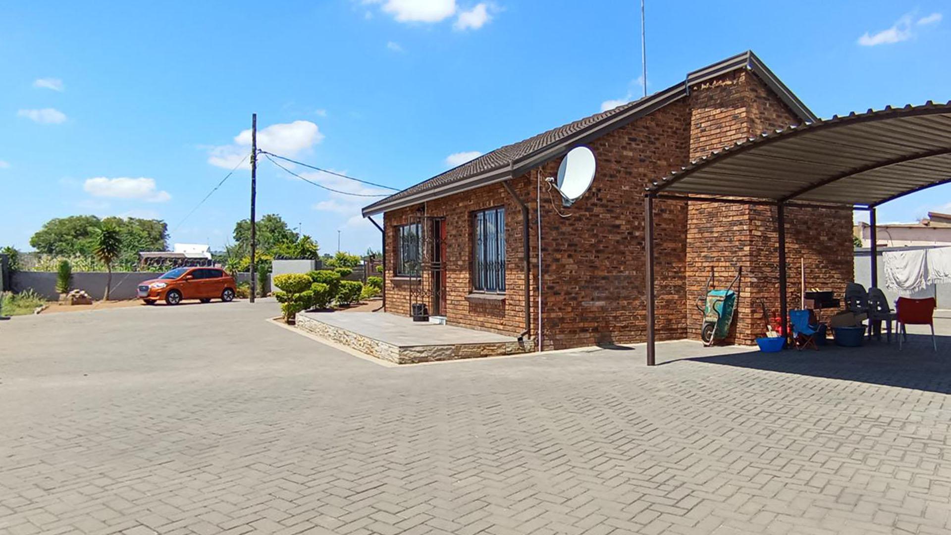 Backyard of property in Soshanguve