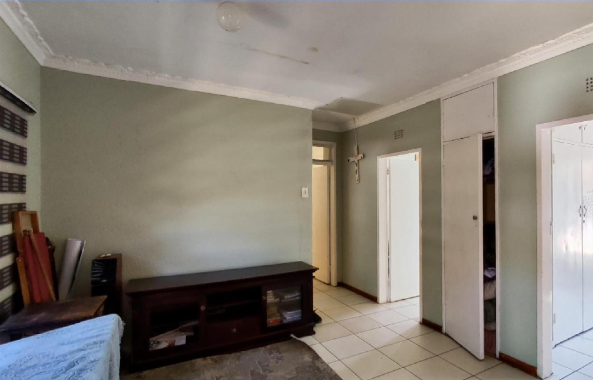  of property in Birchleigh North