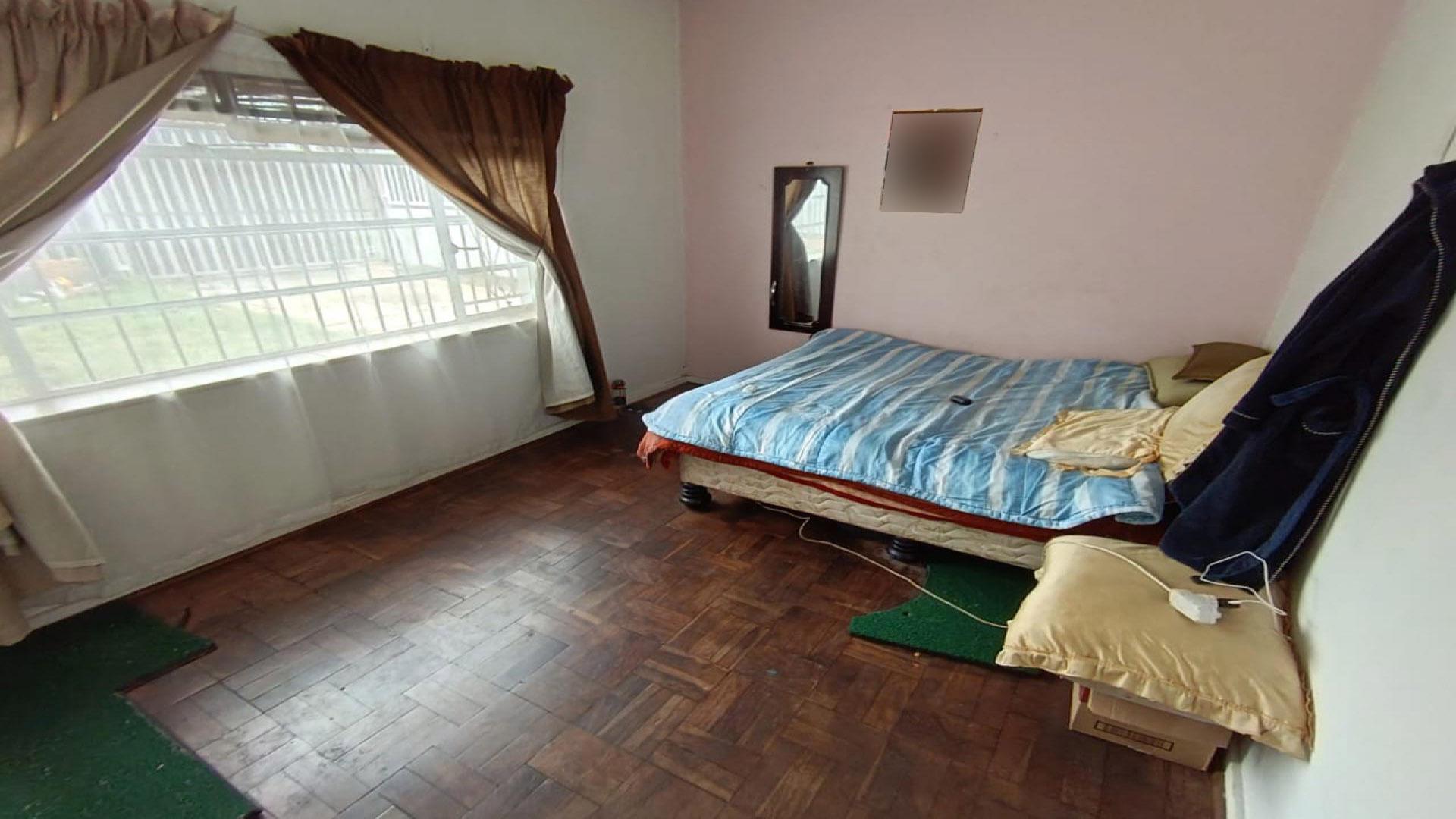 Bed Room 2 of property in Linmeyer