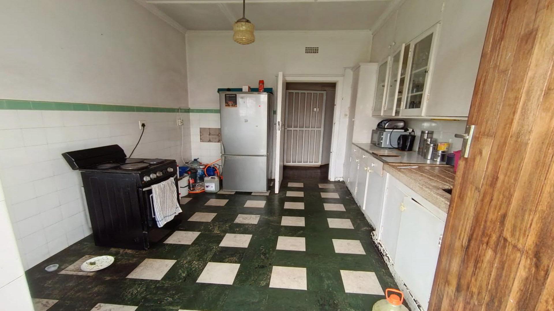 Kitchen of property in Linmeyer