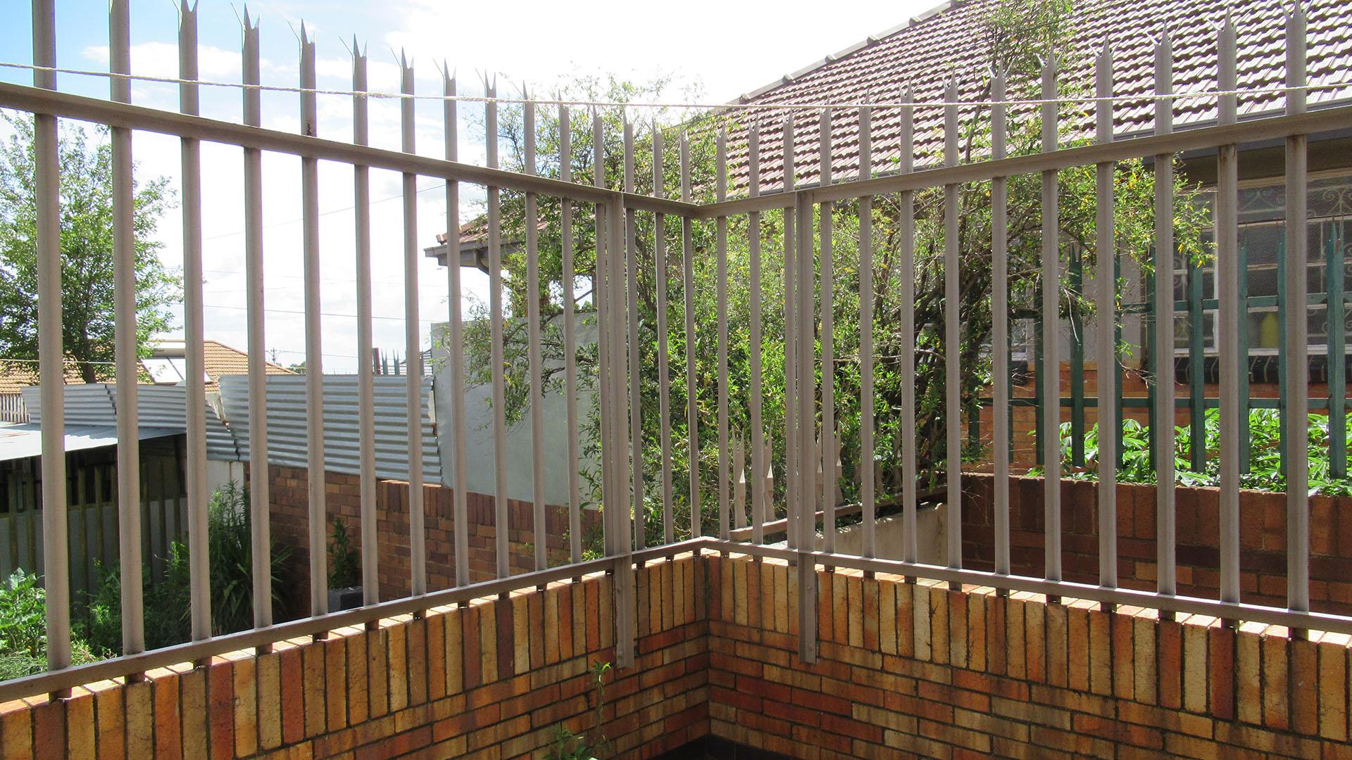 Backyard of property in Linmeyer