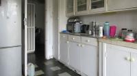 Kitchen - 12 square meters of property in Linmeyer