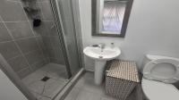 Bathroom 2 of property in Kosmosdal