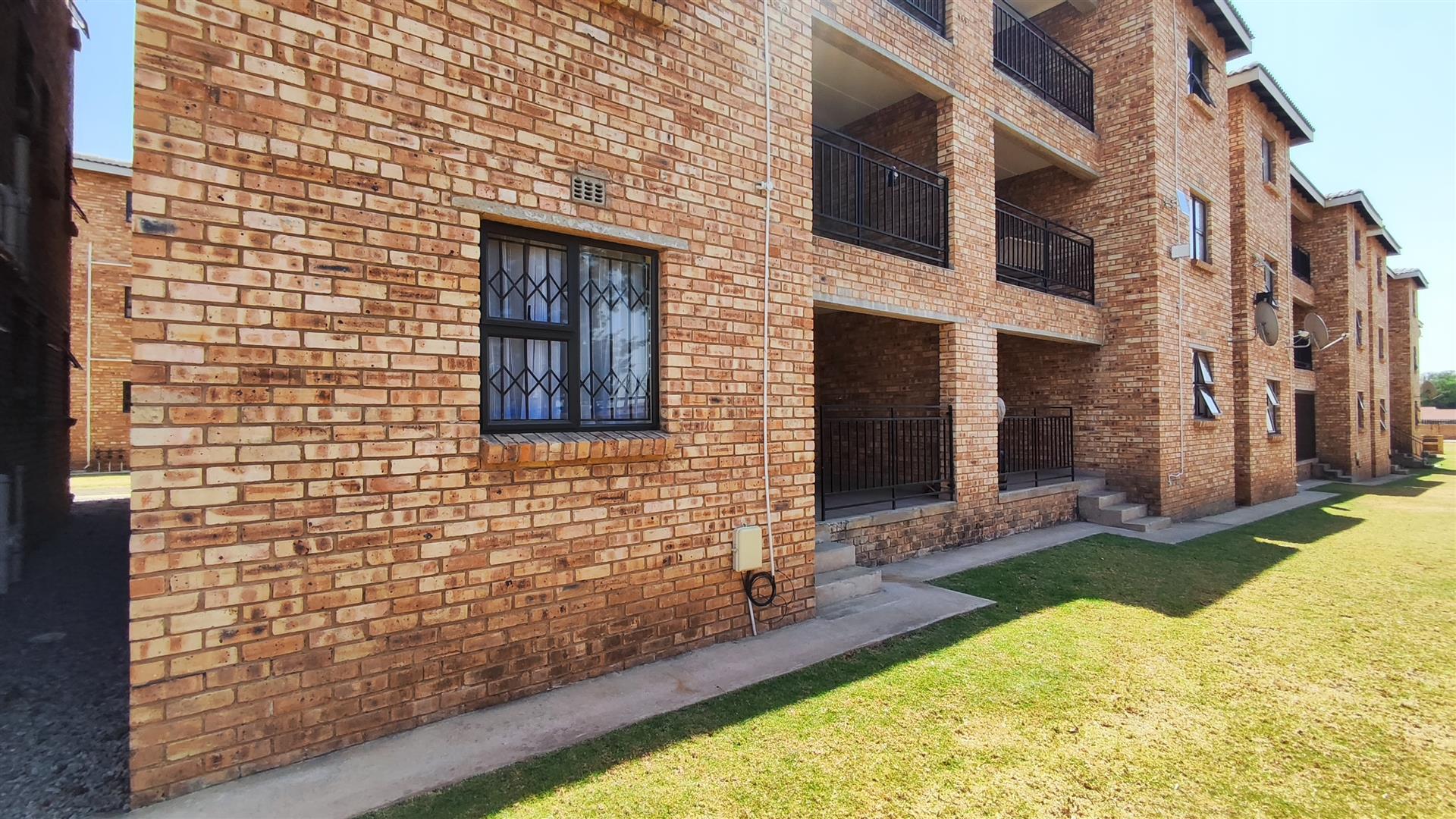 Backyard of property in Albertsdal