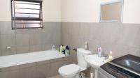 Bathroom 1 of property in Albertsdal