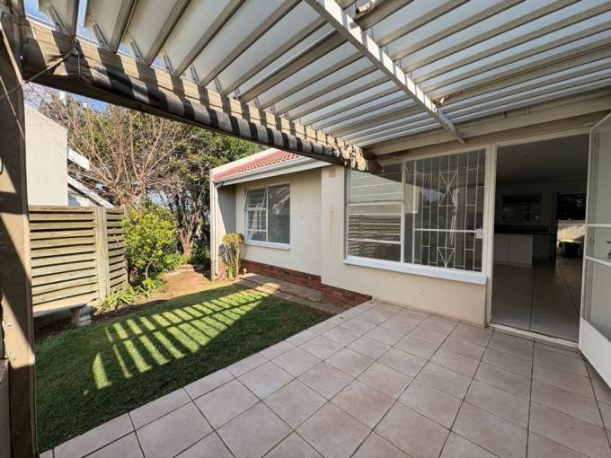 2 Bedroom Simplex for Sale For Sale in Magaliessig - MR691125