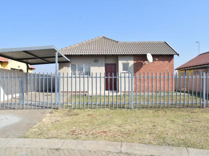 3 Bedroom House for Sale For Sale in Waterkloof (Rustenburg) - MR691126