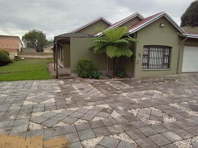 4 Bedroom House for Sale For Sale in Germiston - MR691148