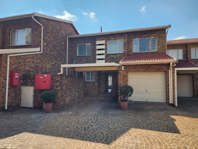 Simplex for Sale For Sale in Brackenhurst - MR691153