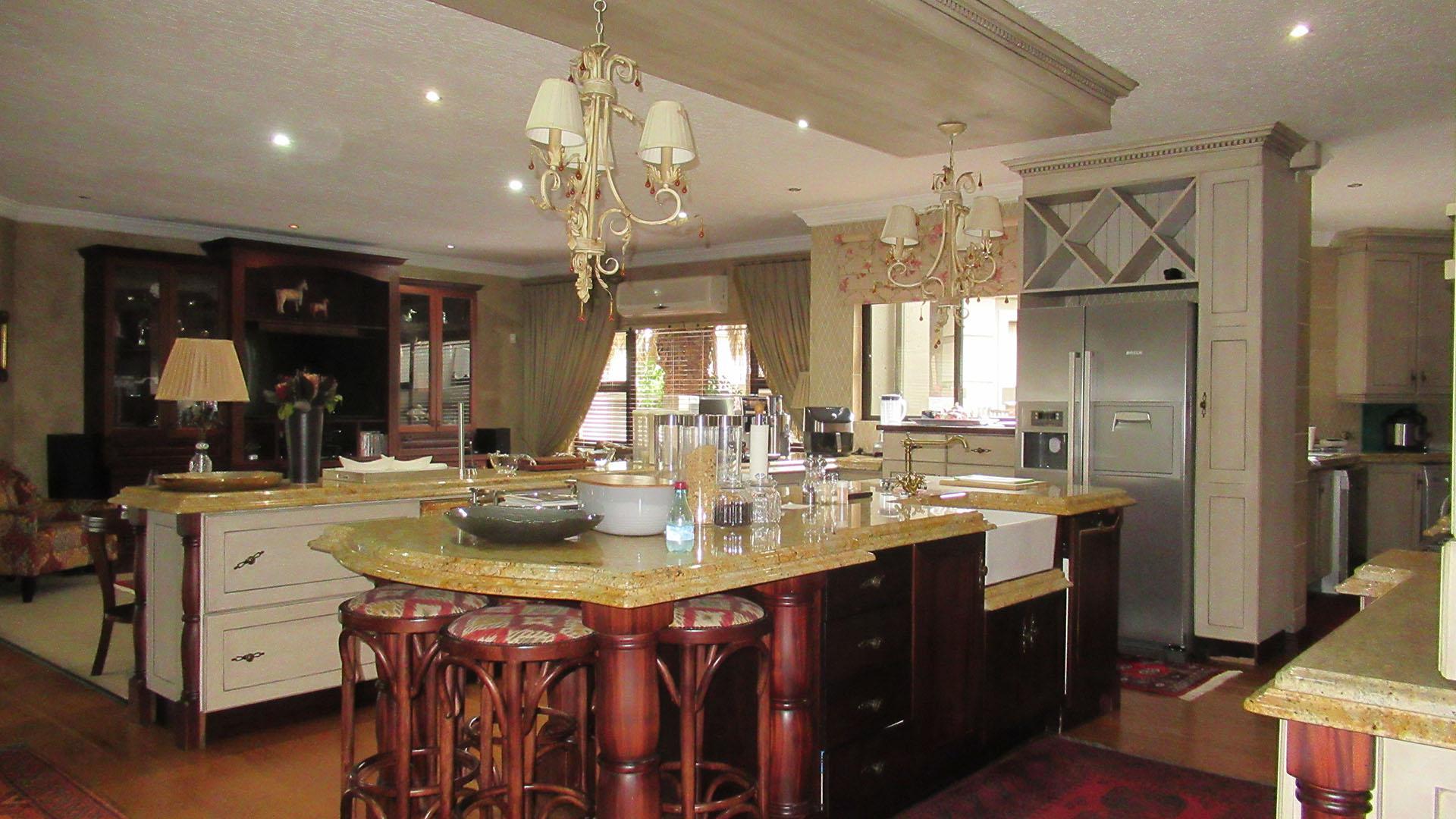 Kitchen - 32 square meters of property in Ruimsig