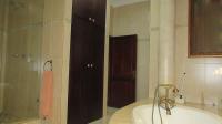 Main Bathroom - 22 square meters of property in Ruimsig